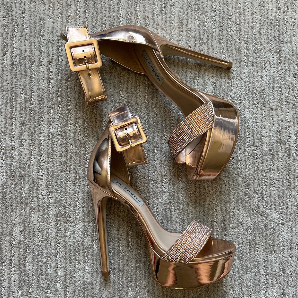 Steve Madden Platform rose gold heels